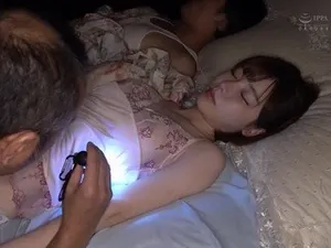 Các hiệp sĩ trở về và bận rộn