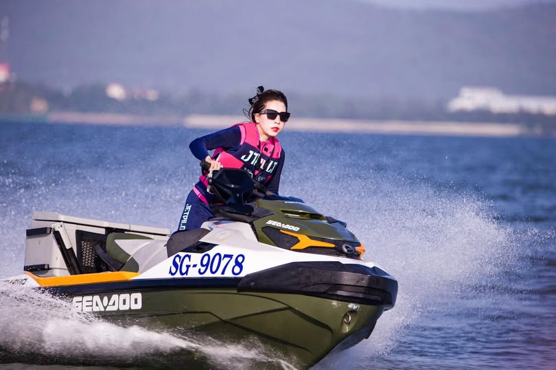 P Station Internet Red Eats Meat Stick Cám dỗ! Linh hồn thực sự của Đức Phật