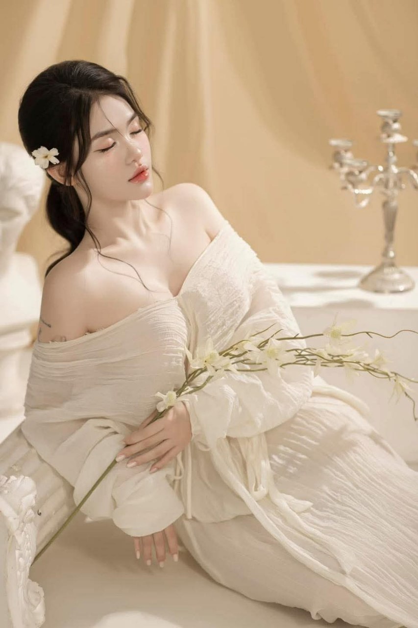 thanh niên lén đụ cô em xăm trổ của bạn gái